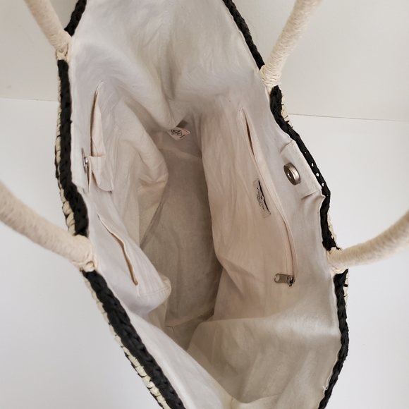 St. John's Bay Tote Straw Ladies Bag - Picture 7 of 8